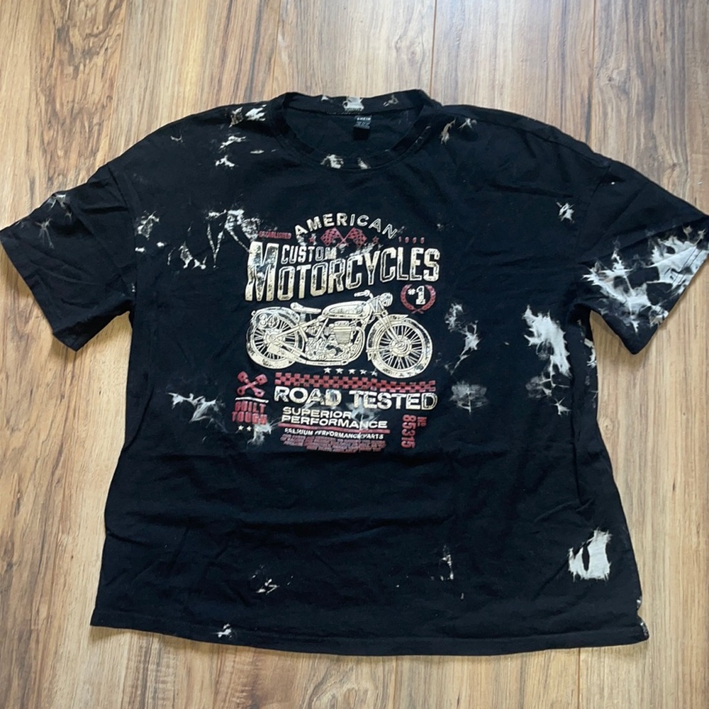 Women graphic tee